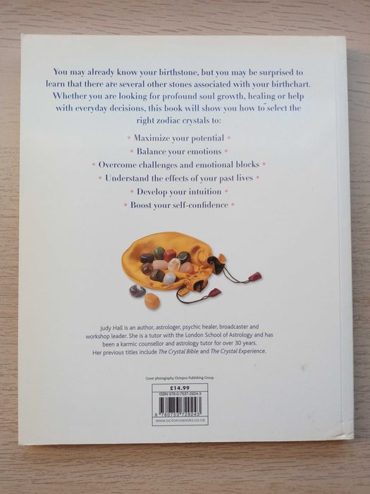 Livro de Cristais: The Crystal Zodiac - Judy Hall