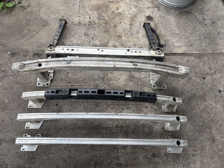 Підсилювач бампера Renault Scenic 3 Megane 3