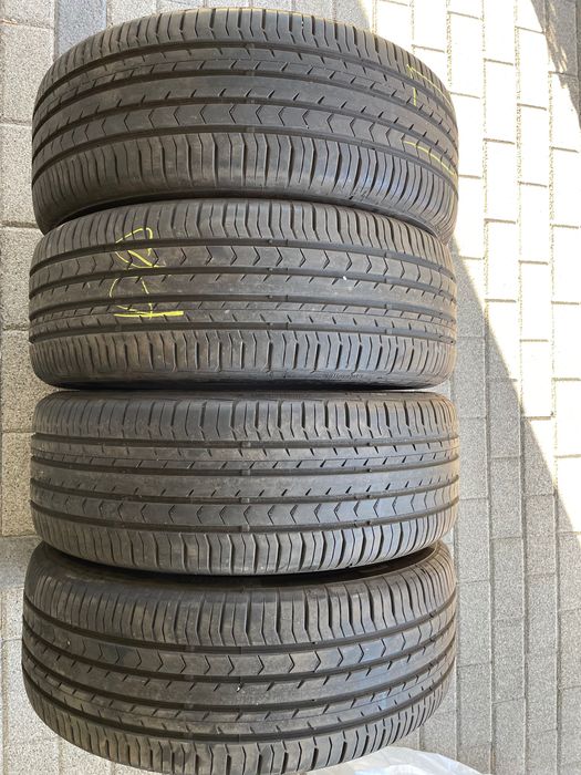 Komplet opon opony Continental ContiPremiumContact 5 205/55R17