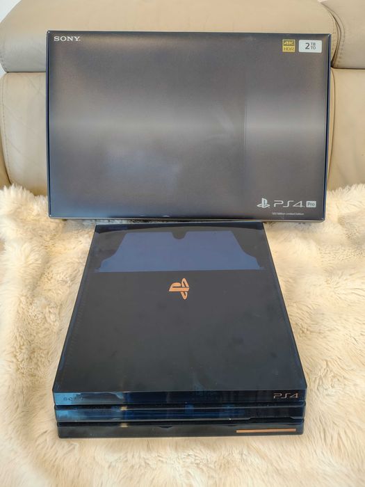 konsola PS4 PlayStation 4 Pro 500 Million Limited Edition 1 z 50000