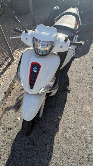 Piaggio Medley 125 S ABS | 2020 | Apenas 3.965 km | Branco