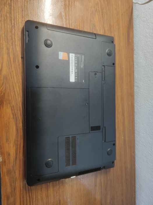 Computador portátil Samsung NP350V5C para aproveitamento de peças