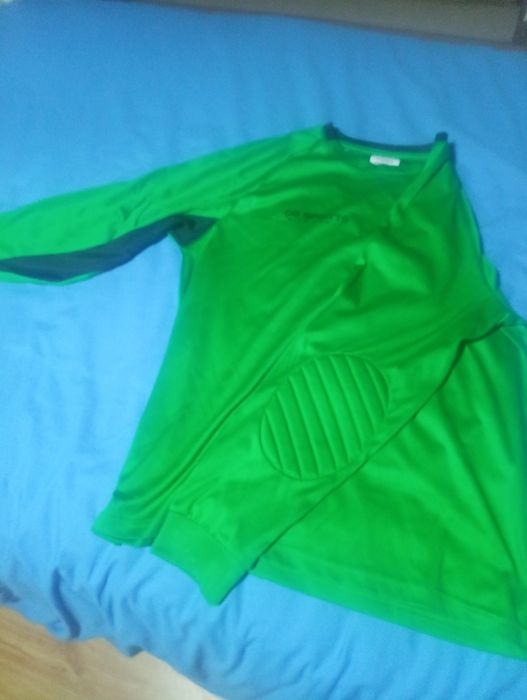 Chuteiras futebol 38 + luvas 38 + equipamento de treino guarda redes