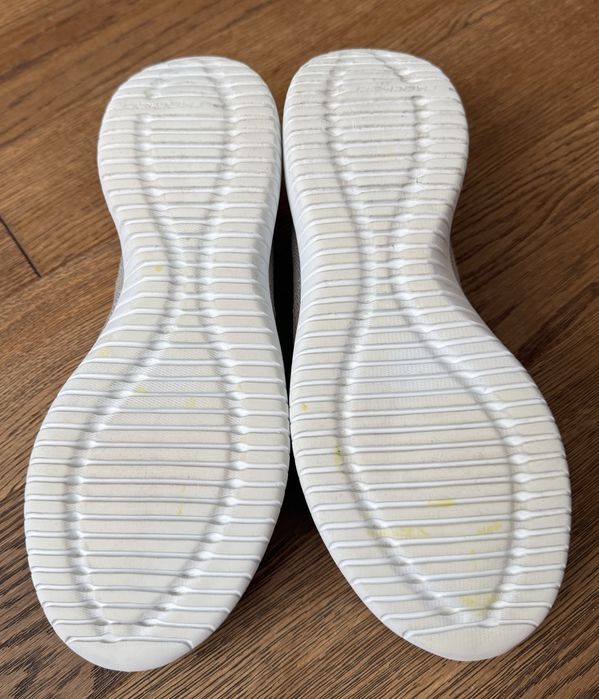 Skechers кросівки жіночі р.40(27 см)