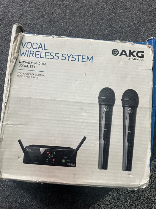 микрофон AKG  радио