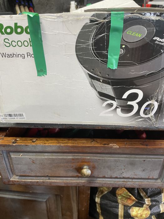 Irobot 230 esfregão