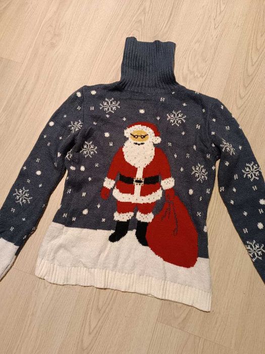 różne ciepłe swetry