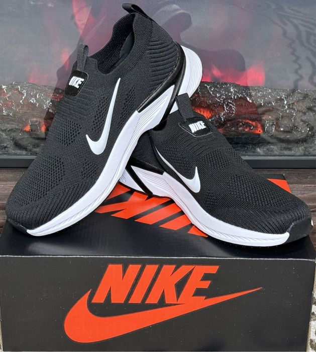 Кросівки Nike Shield  мокасини сліпони тапки сітка 41-46р