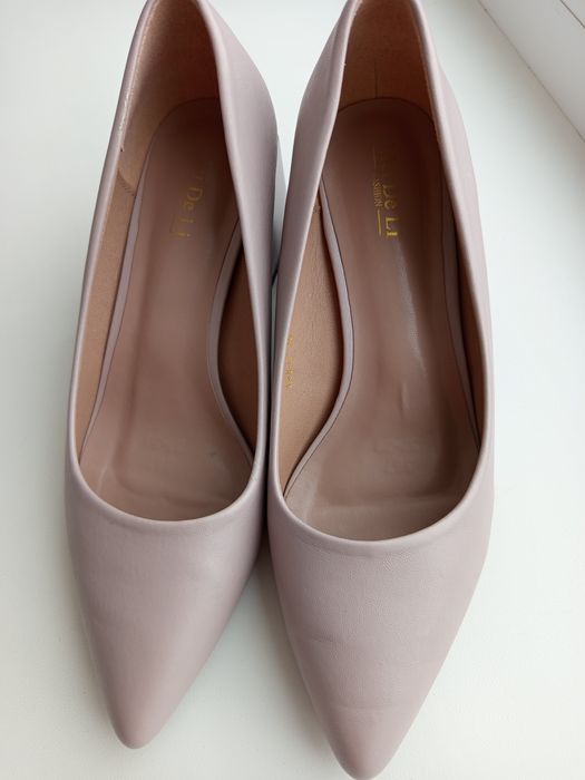 Продам жіночі туфлі,стан відмінний.