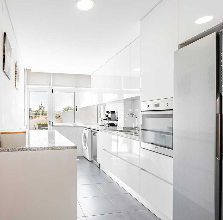 Fantástico Apartamento T3 renovado com terraços e garagem no centro de Amares