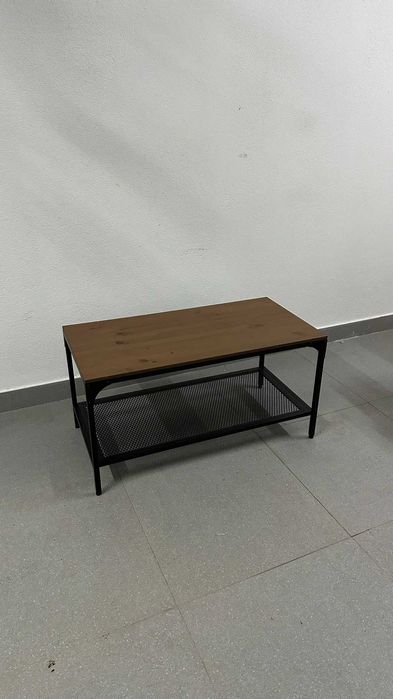 Móvel TV e Mesa de centro Ikea FJÄLLBO