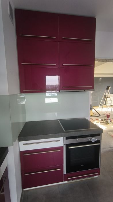 Kuchnia ze sprzętami AGD