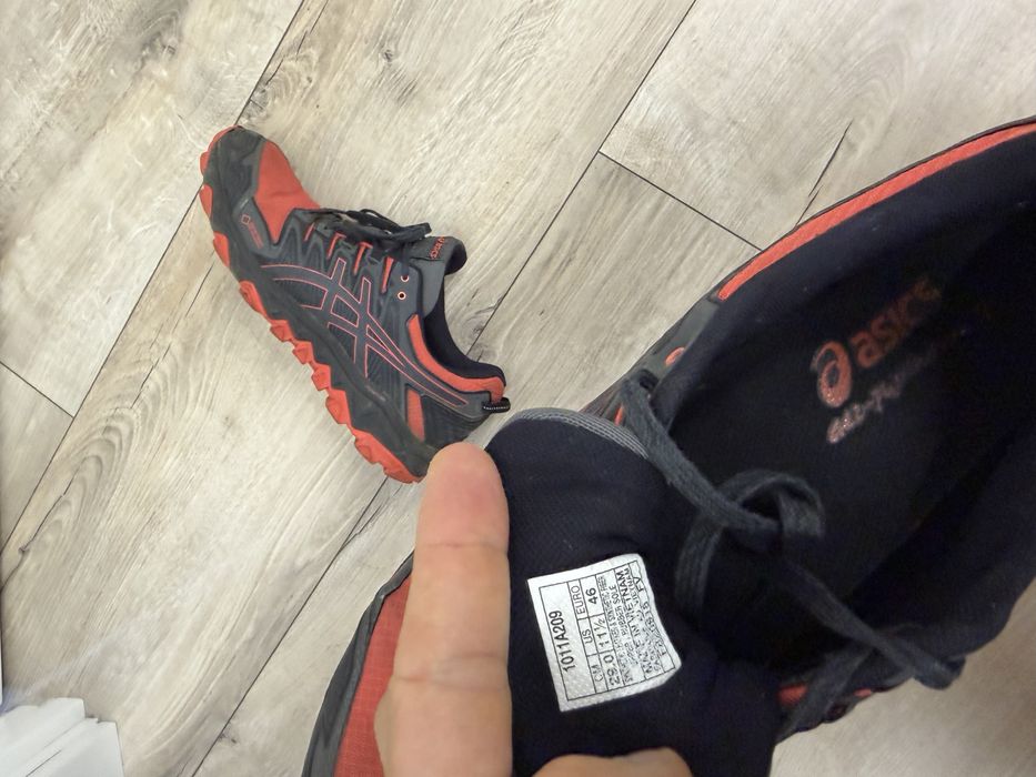 Кроссовки Asics Gel Fujitrabuco 7 Gore tex