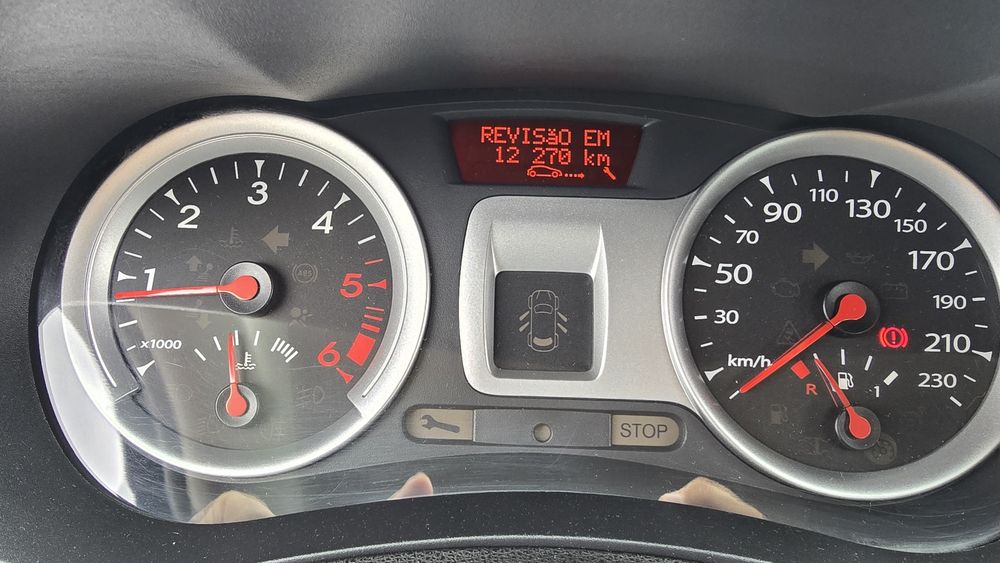 Renault Clio — fotografia 2