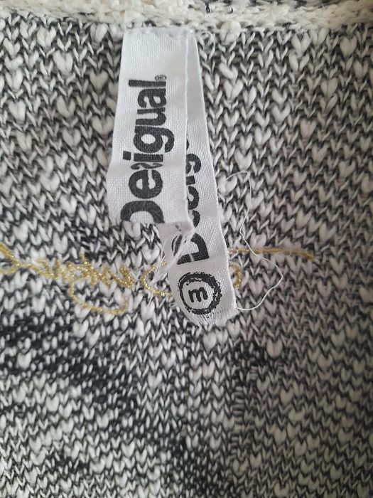 Casaco desigual lindo M