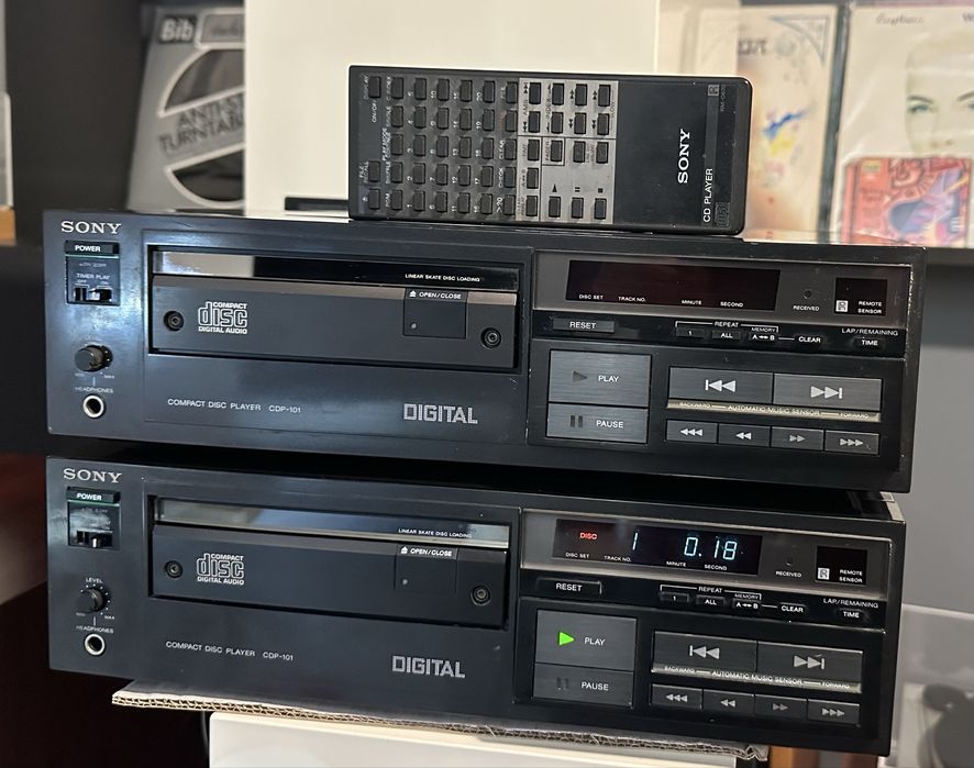 Sony CDP-101 --2 exemplares para peças ou reparação