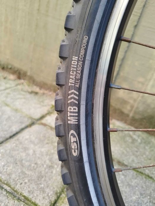 Bicicleta Coluer com suspensão frontal