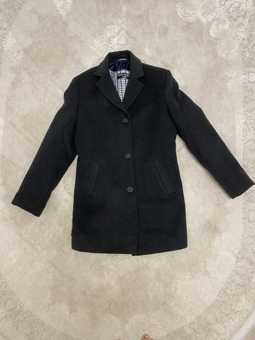 Пальто чоловіче одягав 2 рази