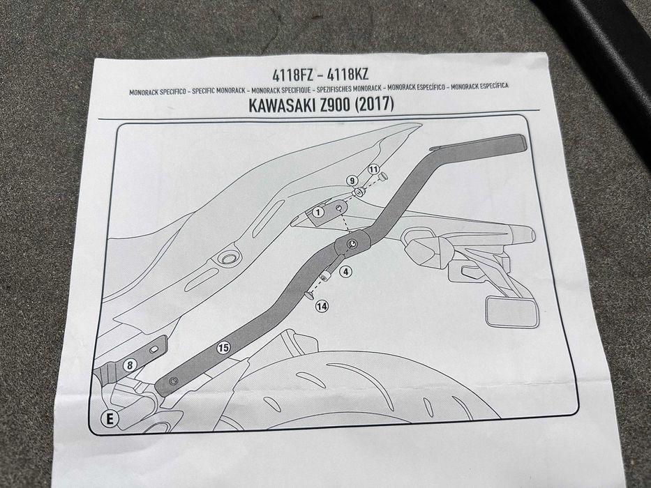 Givi 4118 FZ Monorack p/ Kawazaki Z900