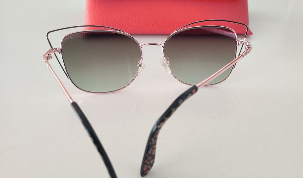 Óculos de Sol Guess Senhora