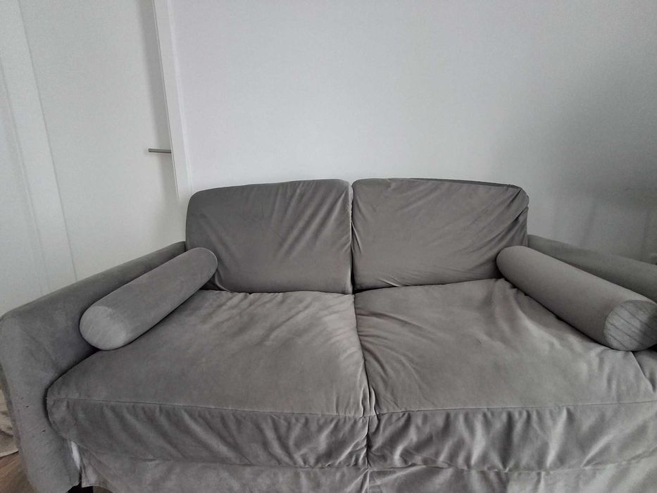 Vendo sofá praticamente novo de veludo