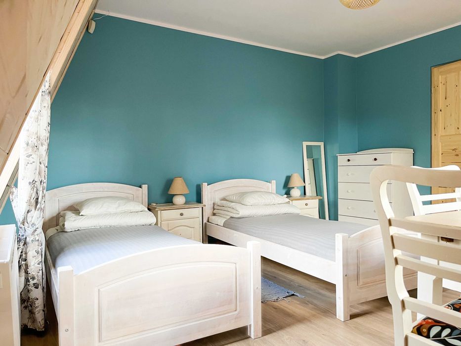 Zabytkowy dworek na wakacje nad jeziorem k/Poznania 80zł/os