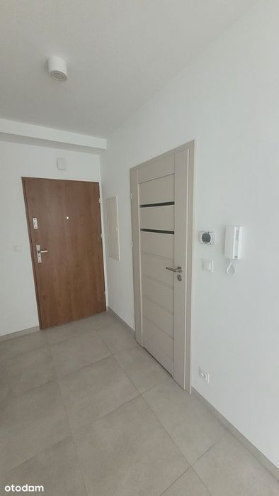 Przestronne 3-pokojowe mieszkanie z balkonem, bezczynszowe, w centrum