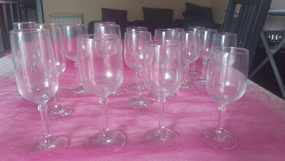 Conjunto de copos de pé alto