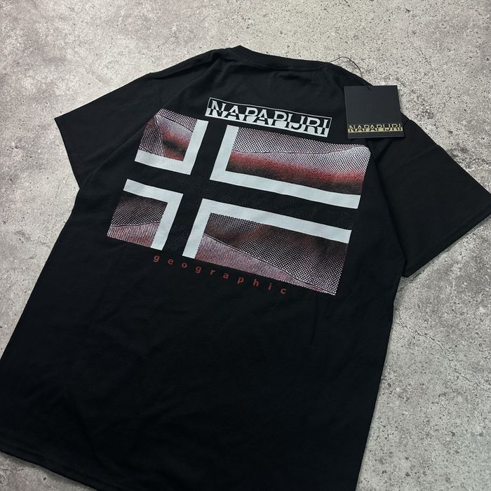 Футболка Napapijri великий принт на спині S,M,L,XL