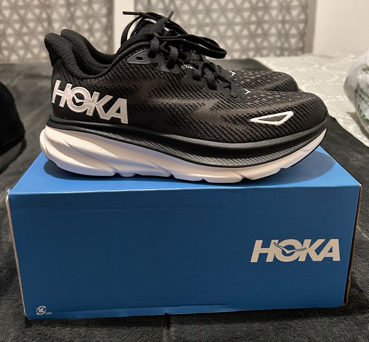 Sapatilhas Hoke Clifton 9