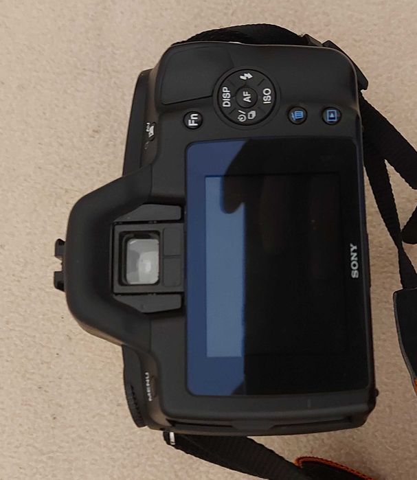 Maquina fotográfica Sony DSLR A290