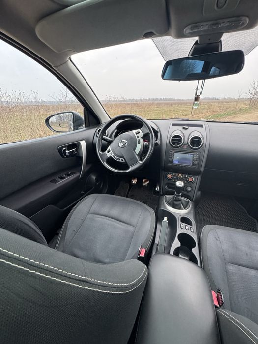 Продам Nissan Qashqai +2