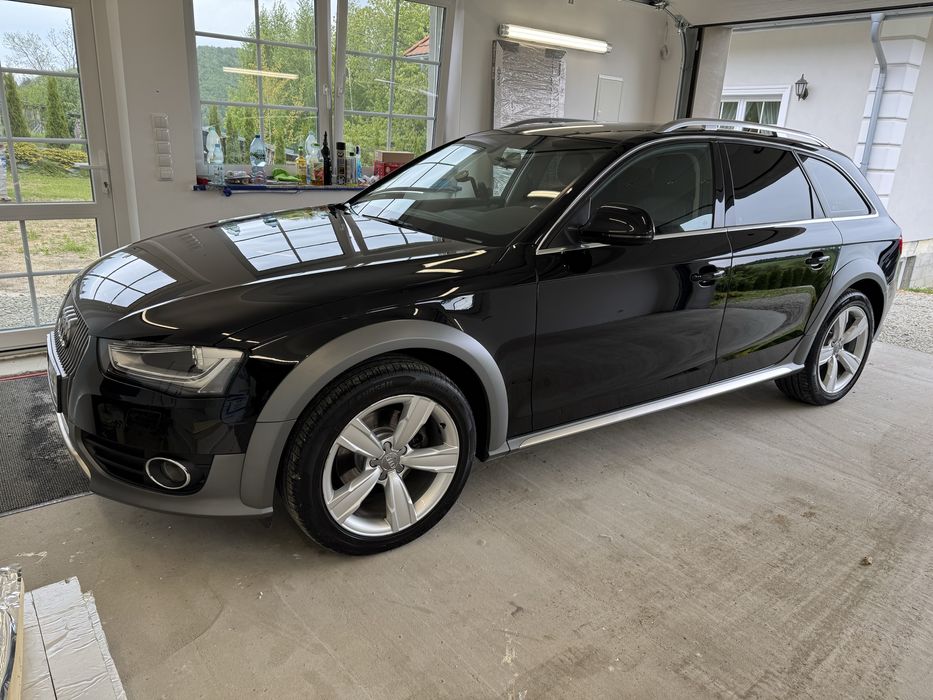 Audi A4 B8 ALLROAD LIFT 2.0 TDI 177PS BiXenon LED Skóra WEBASTO 18”