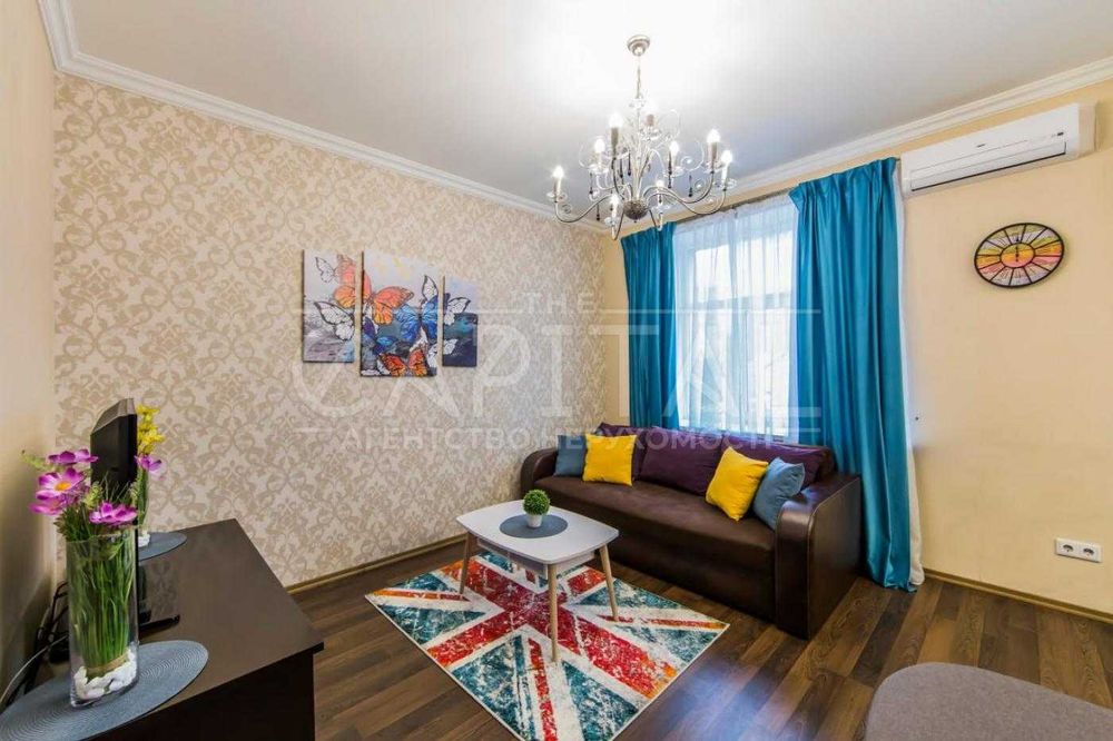 Продаж 2-к квартири вул. Басейна Печерськ - More