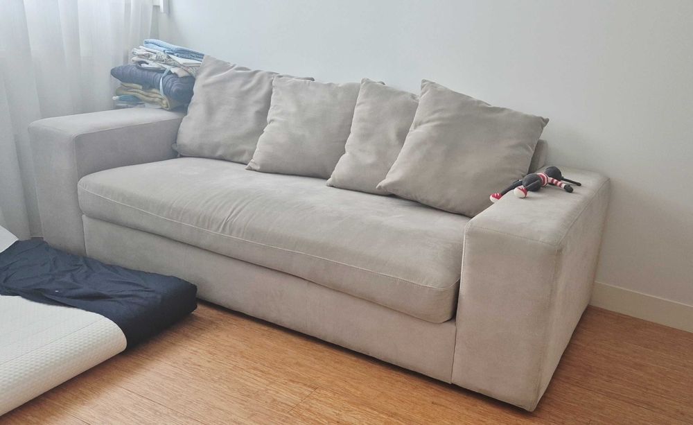 Sofá confortável bom estado El corte inglês 3-4 pessoas cor cinzatoupé