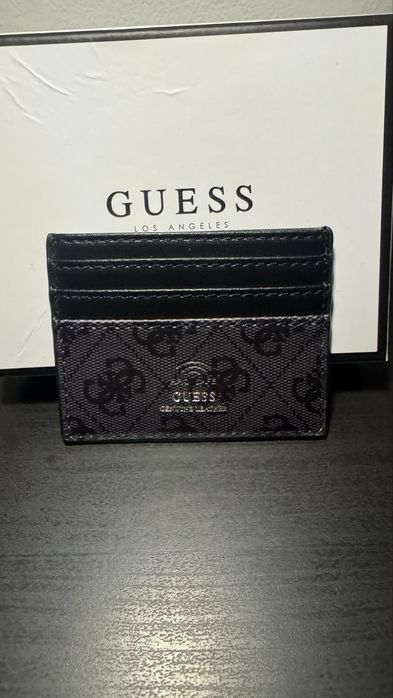 Carteira da guess