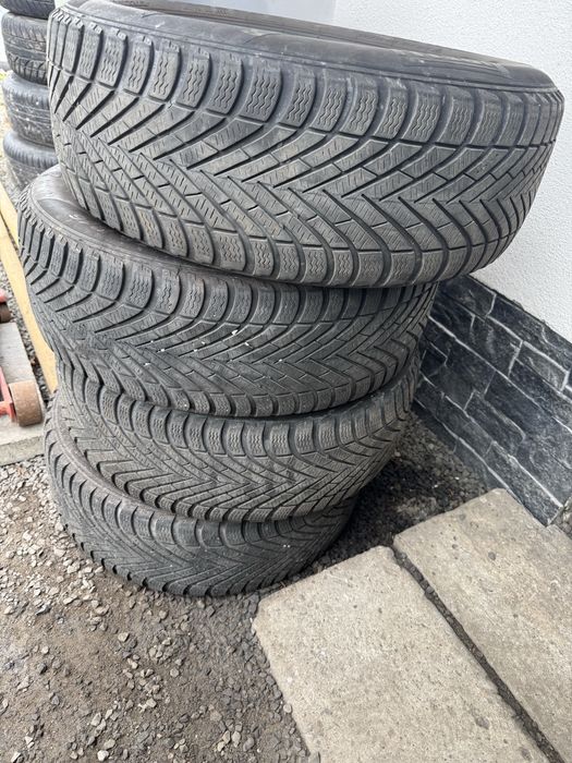 Pirelli cinturato 205/55R16