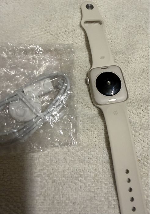 Apple Watch SE 44 мм GPS