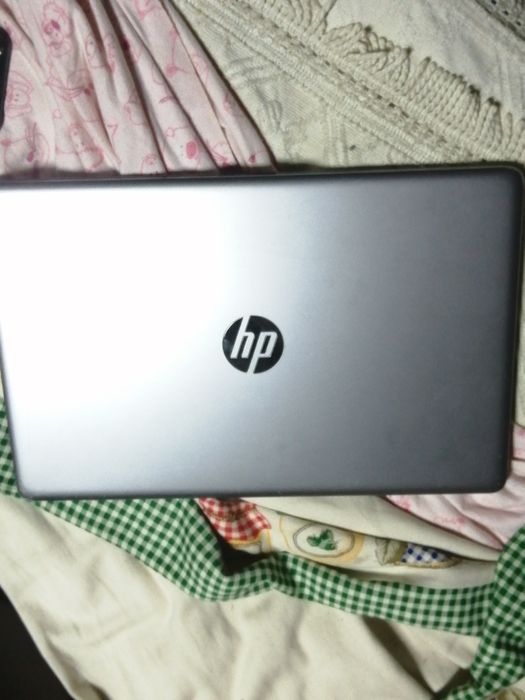 Portatil HP com Windows 11 pro e carregador64584888638082120