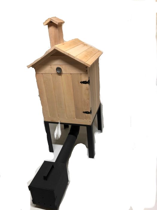 Wędzarnia olchowa drewniana z drzwiczkami zestaw złożony