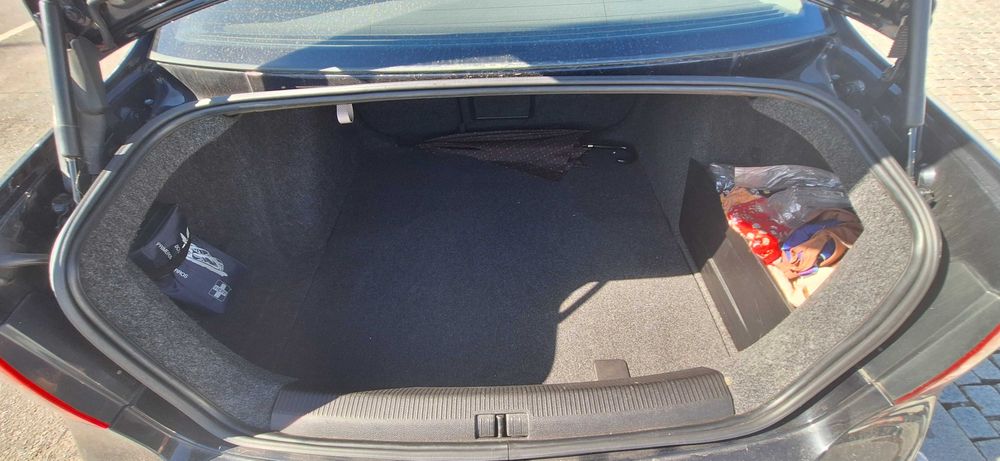 VW Jetta 1.9 TDI Confortline (2007) - Excelente Mecânica