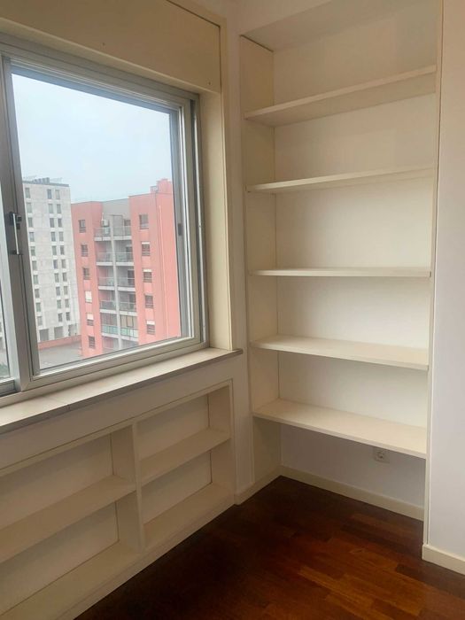 To Rent Premium Renovated 4+1 Bedrooms- Alameda das Antas – Porto