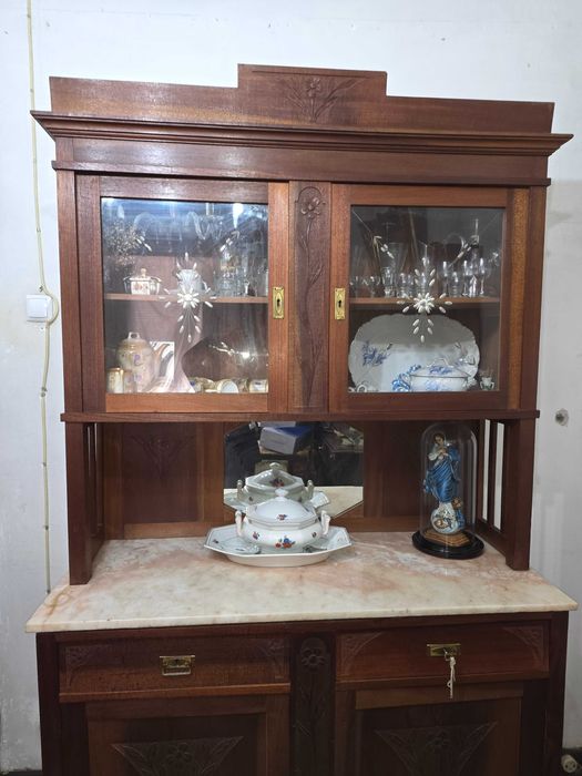 Armario louceiro antigo