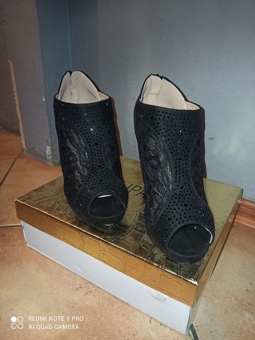 Sprzedam nowe buty