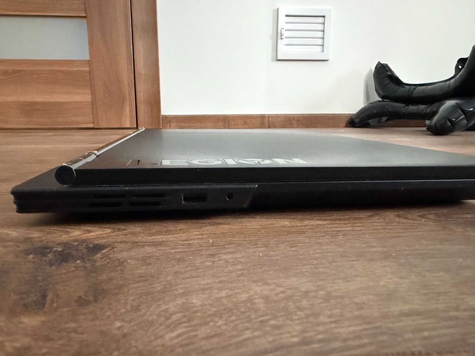 Laptop gamingowy Legion Y540-17IRH