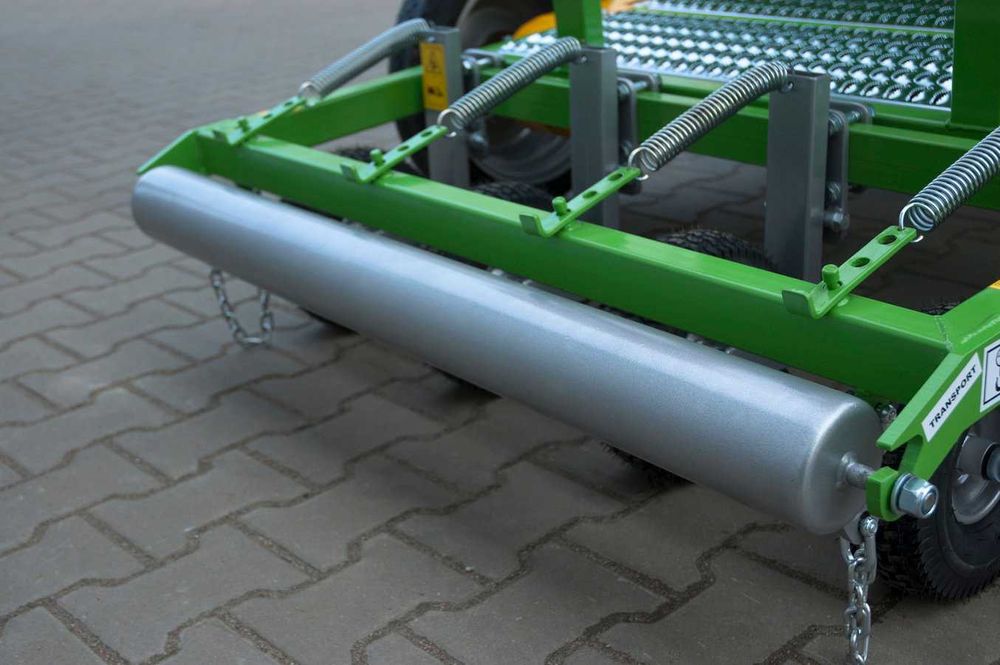 Sadzarka (czosnek, cebula dymka, bób) Gemma Bomet czosnku bobu 3 rzędy