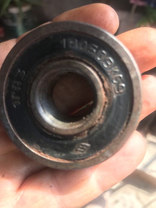 Продам подшипники