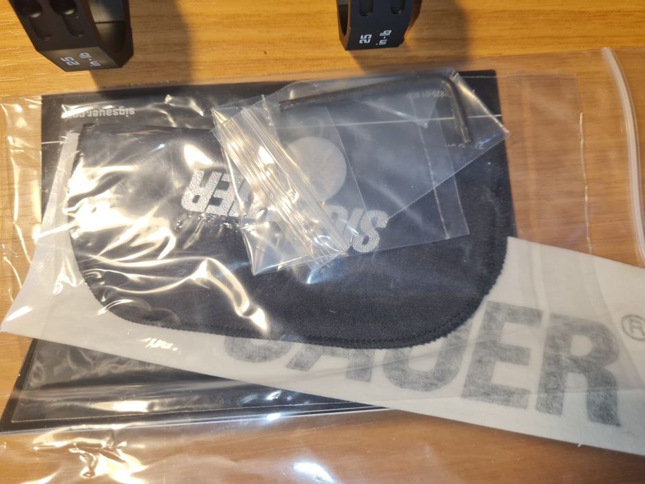 Продам приціл SIG SAUER TANGO-MSR 1-6/28 6тикратний  загонник і є 8ми кратний