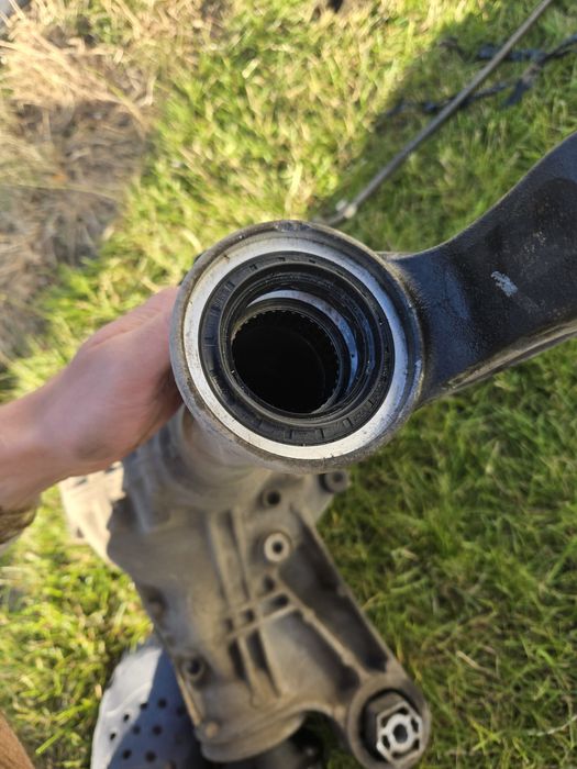 Передній редуктор/диференціал GLS/GLE 167 3.0d 1673305500