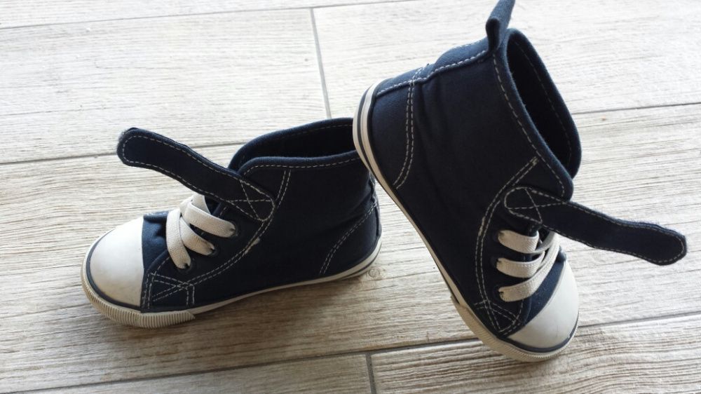 Trampki h&m rozm. 23 bdb stan /dl. wkładki 14.5/